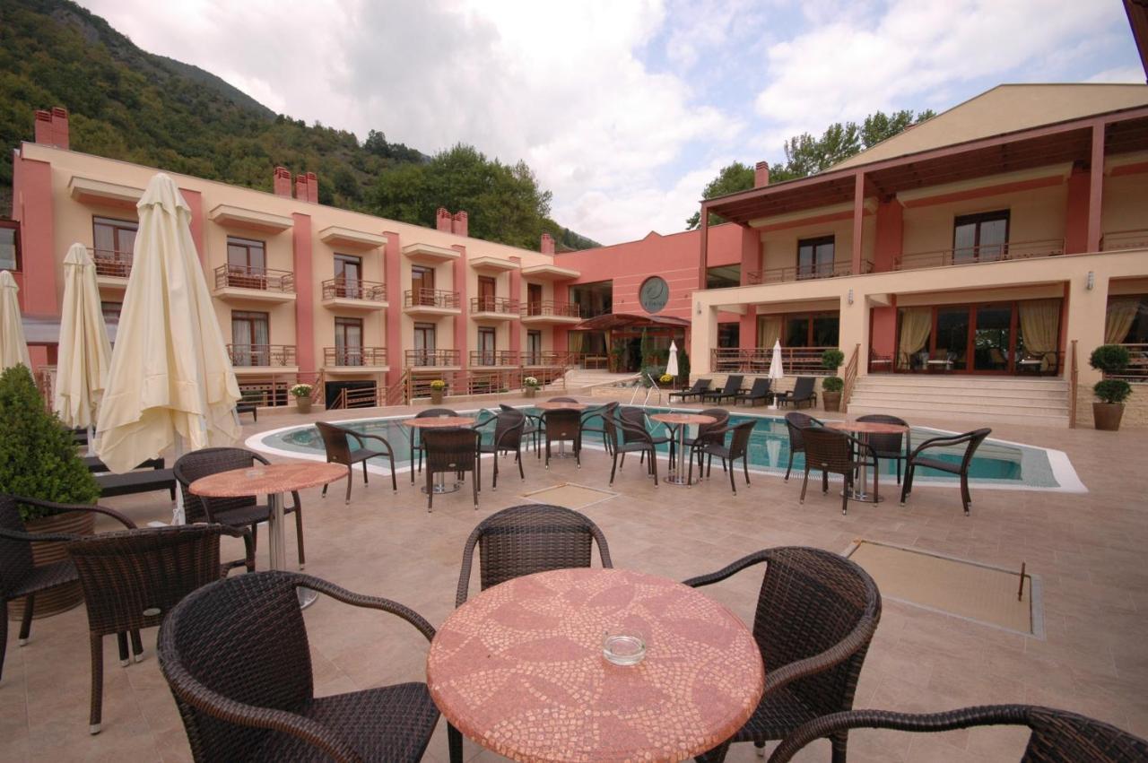 4 Epoxes Hotel Spa Loutraki  Luaran gambar